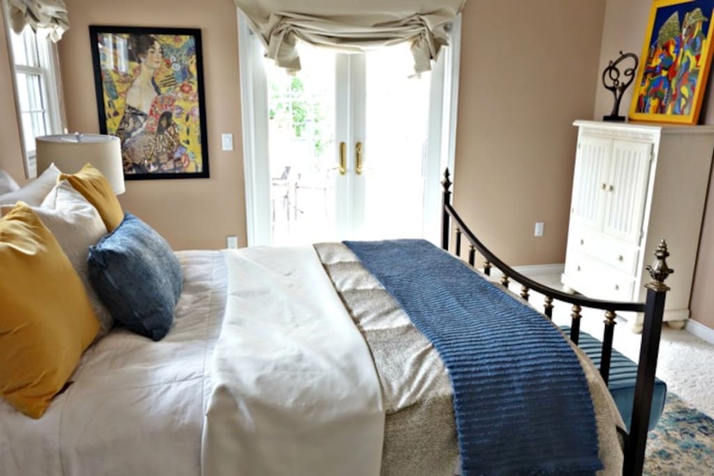 Monroe Balcony Suite - bright bedroom suite w/ direct access to wrap-around balcony