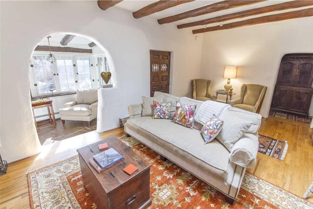 Enjoy the spacious living room, there's room for all!