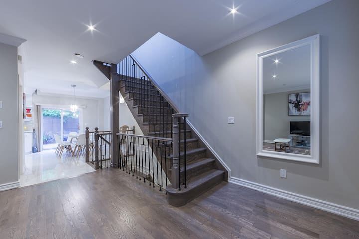 Davenport House Gorgeous Bright Entire House Houses For Rent