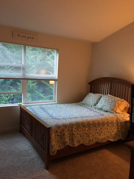Queen Bed