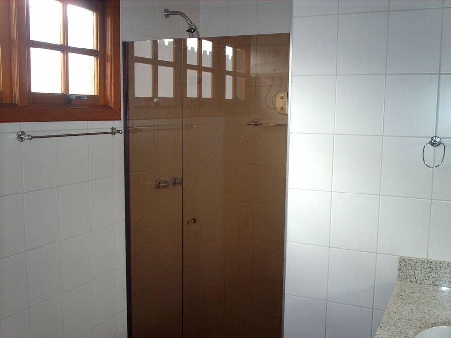 Banheiro do quarto simples