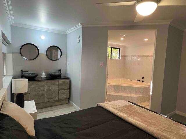 FitzHaven -Riverfront & Jetty! gallery image 4