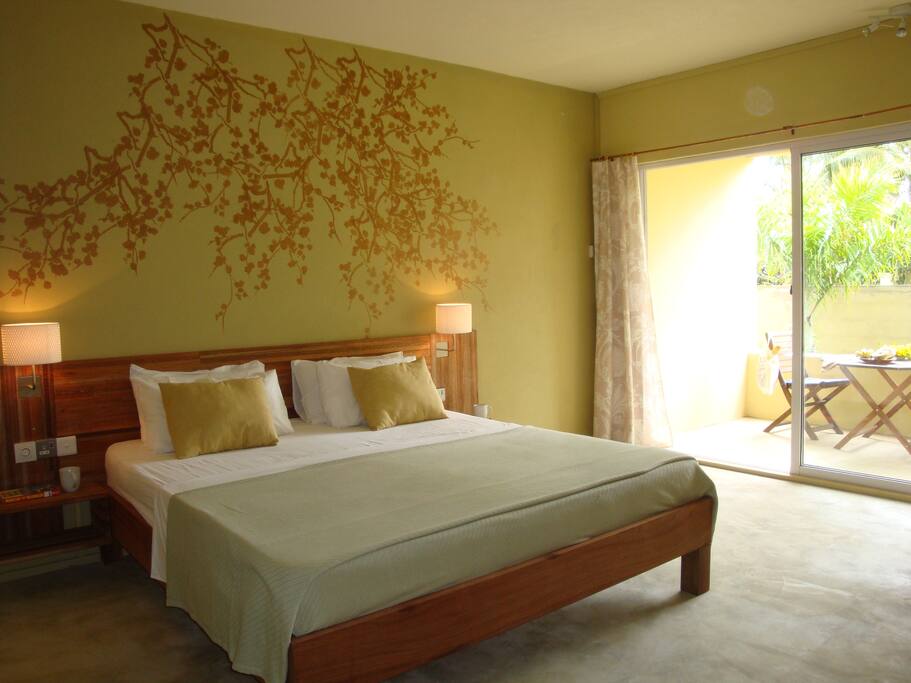 Our big comfortable beds have good quality linens and our excellent housekeepers will clean your studio every other day.