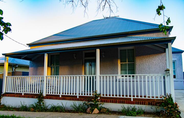 Roseberne Cottage Luxury Bathurst Getaway Houses For Rent In Bathurst New South Wales Australia