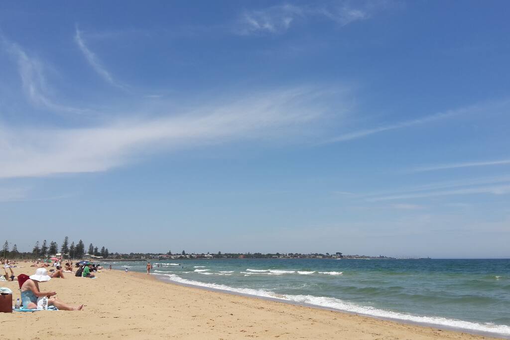 Elwood Beach