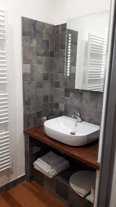 particolare del bagno