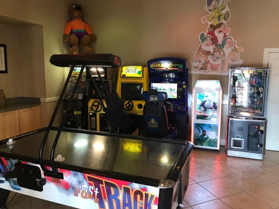 GAME ROOM