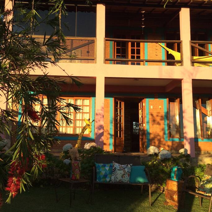 Vista frontal da casa