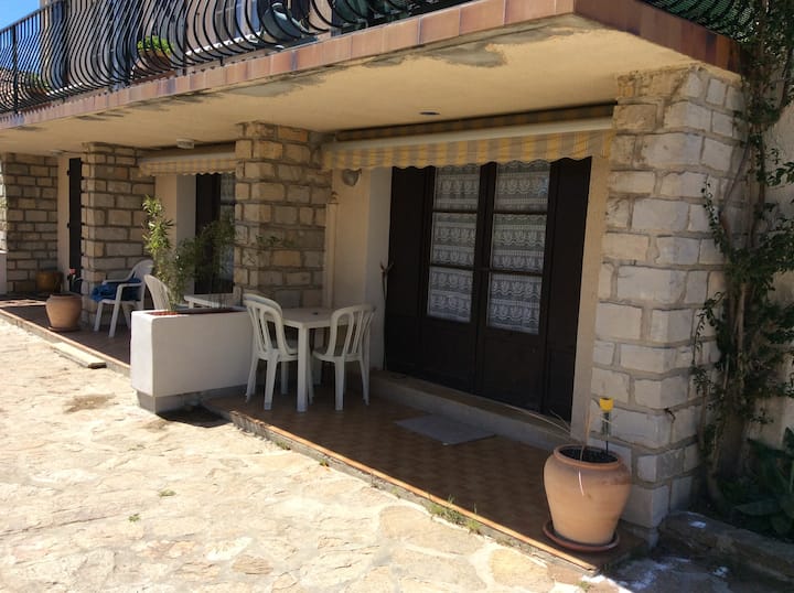 Hyeres - Rez De Villa à Deux Pas De L'eau - Hyères