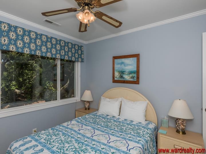 Bračni krevet (širine 150-179 cm)