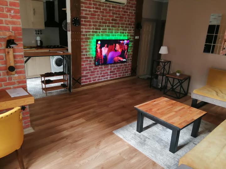 Marmaris Center Of Town  By  Harbour 6 Bed - Marmaris