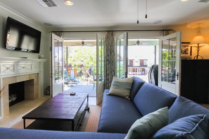 Inviting 4 Br On Balboa Island - Newport Beach, CA