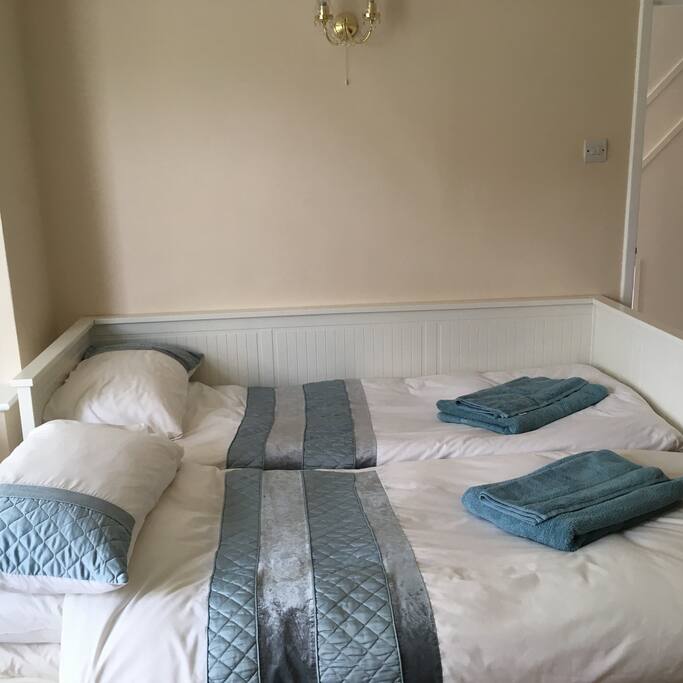 There is the option for the mattresses to be separated to be a cosy twin