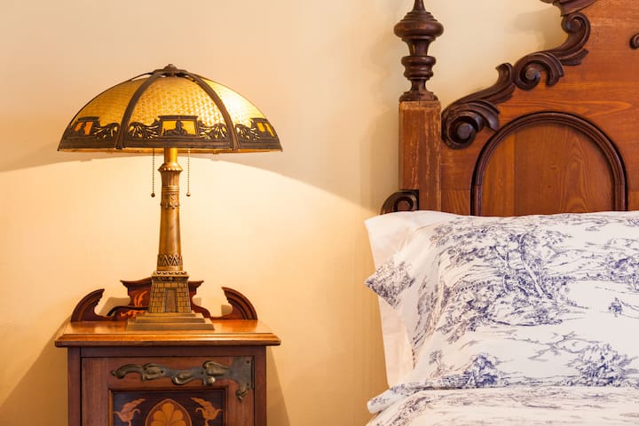 Au coeur du Quartier des Arts!