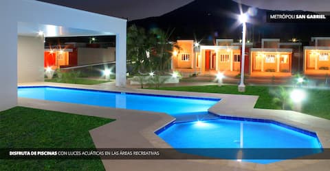 Beautiful rest house with pool in San Salvador