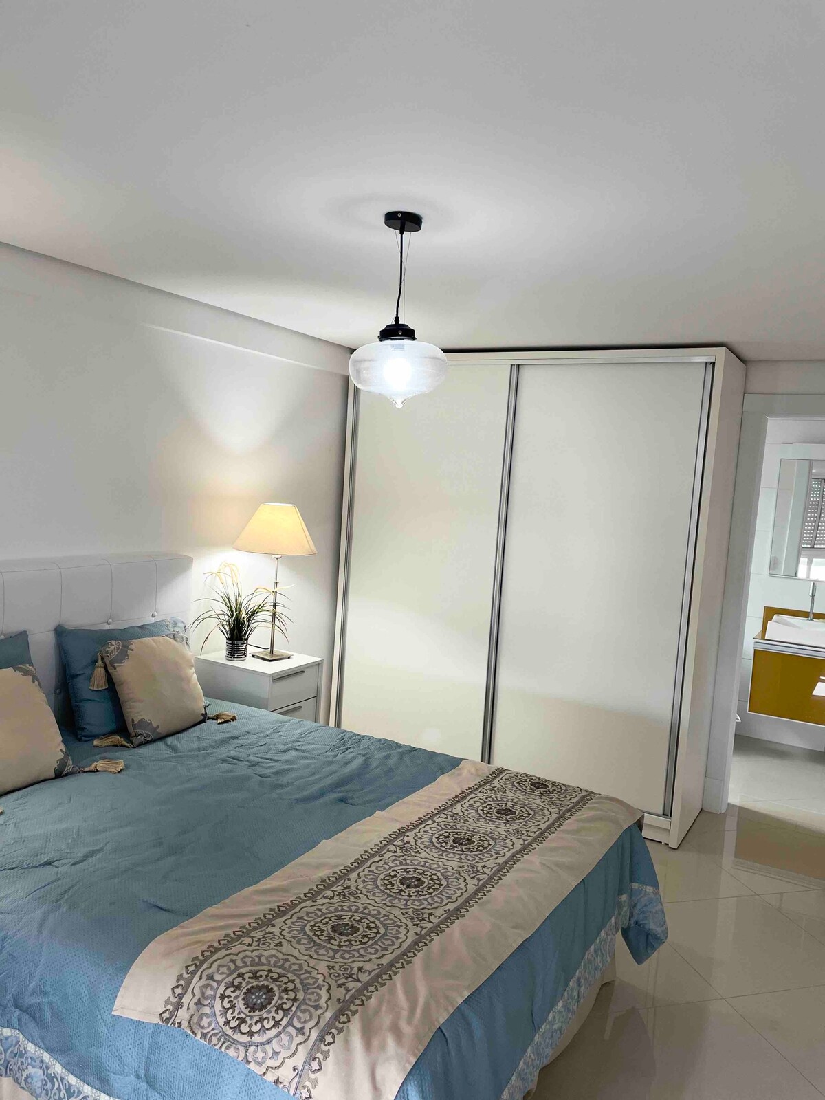 Armario de la suite para alojar tus pertenencias