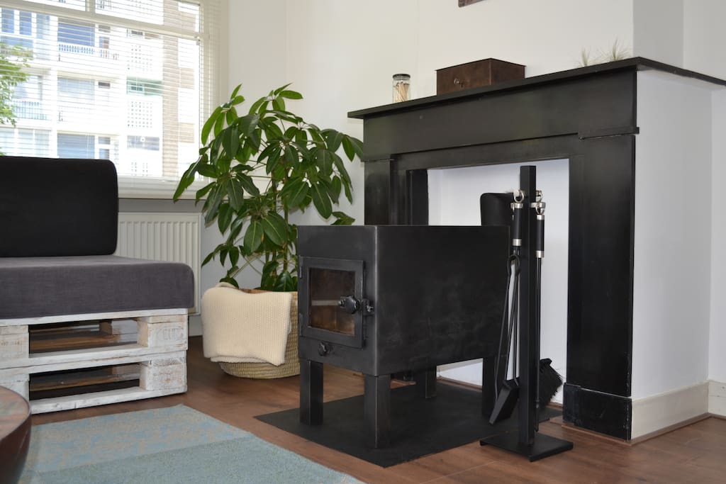 Large living with fire place