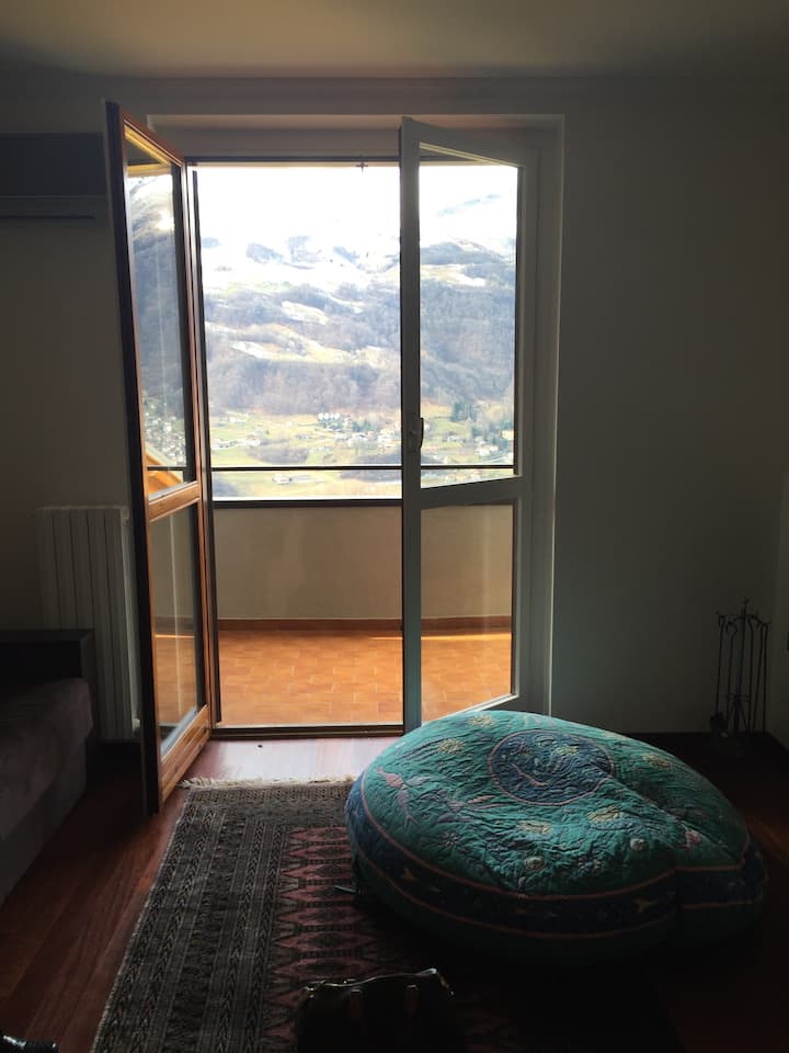 Zobraziť // Zobraziť 