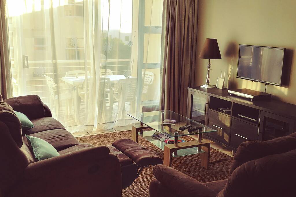 Lounge with recliners