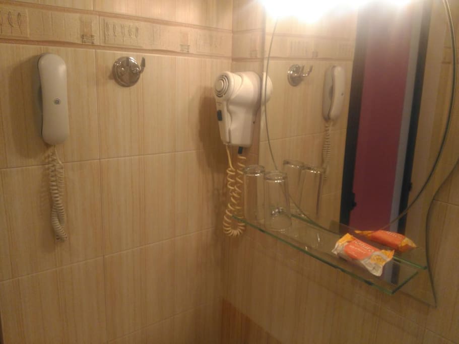 Guest room