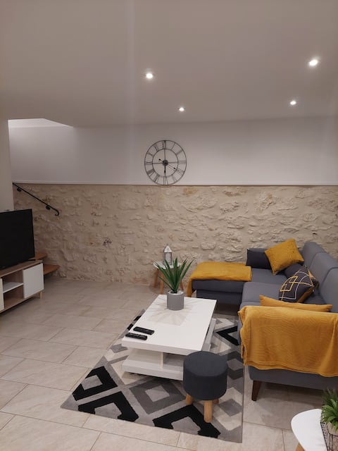 Successful Airbnb property: Le cabanon l'Islois in L'isle Sur La Sorgue