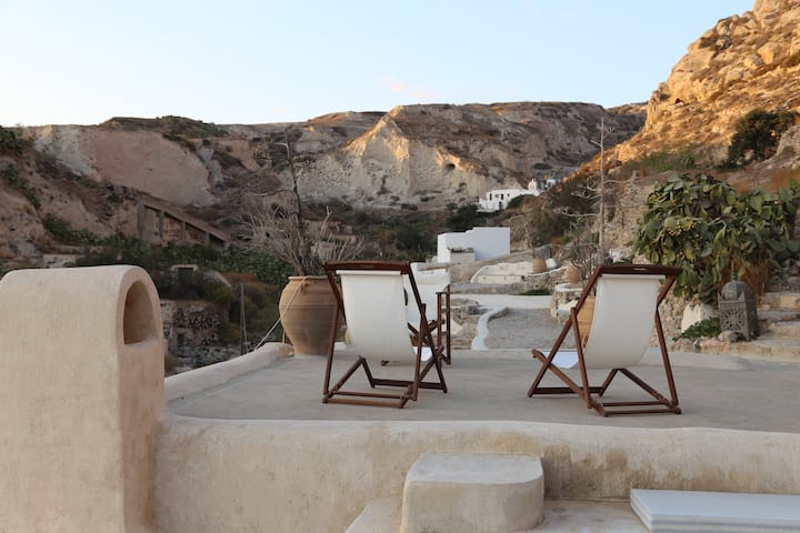 Your Unique Santorini Cave House!