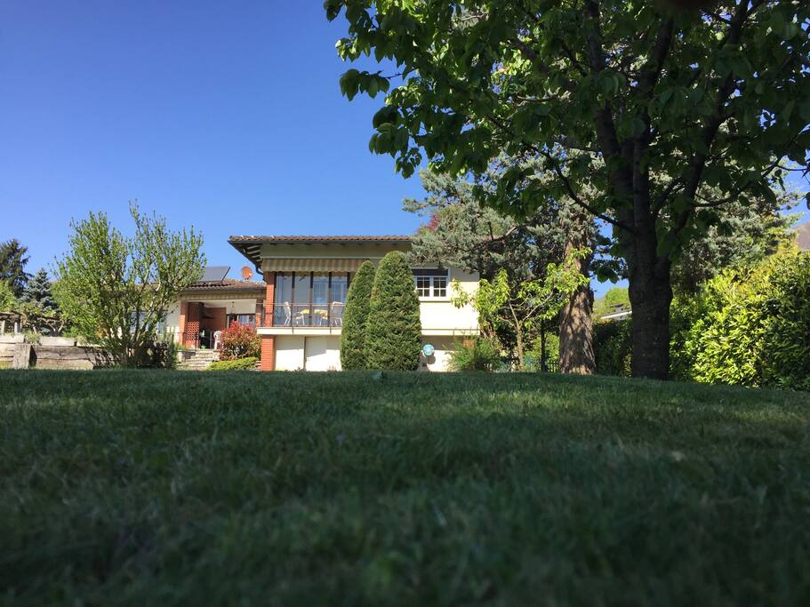 Let us introduce you our very special house, the first villa build in the area some 60 years ago; she is old but well taken care of inside; you can enjoy our big garden with the charme of Ticino; stay with us, we will be there to welcome you and let you have your space in the separate quarters of the house. Enjoy the virtual visit, contact us for any questions. Cheers!