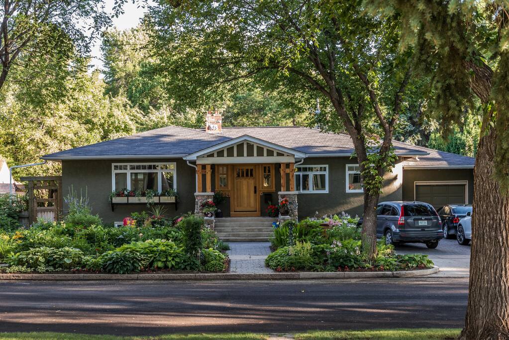 Home Away From Home Houses for Rent in Saskatoon, Saskatchewan, Canada