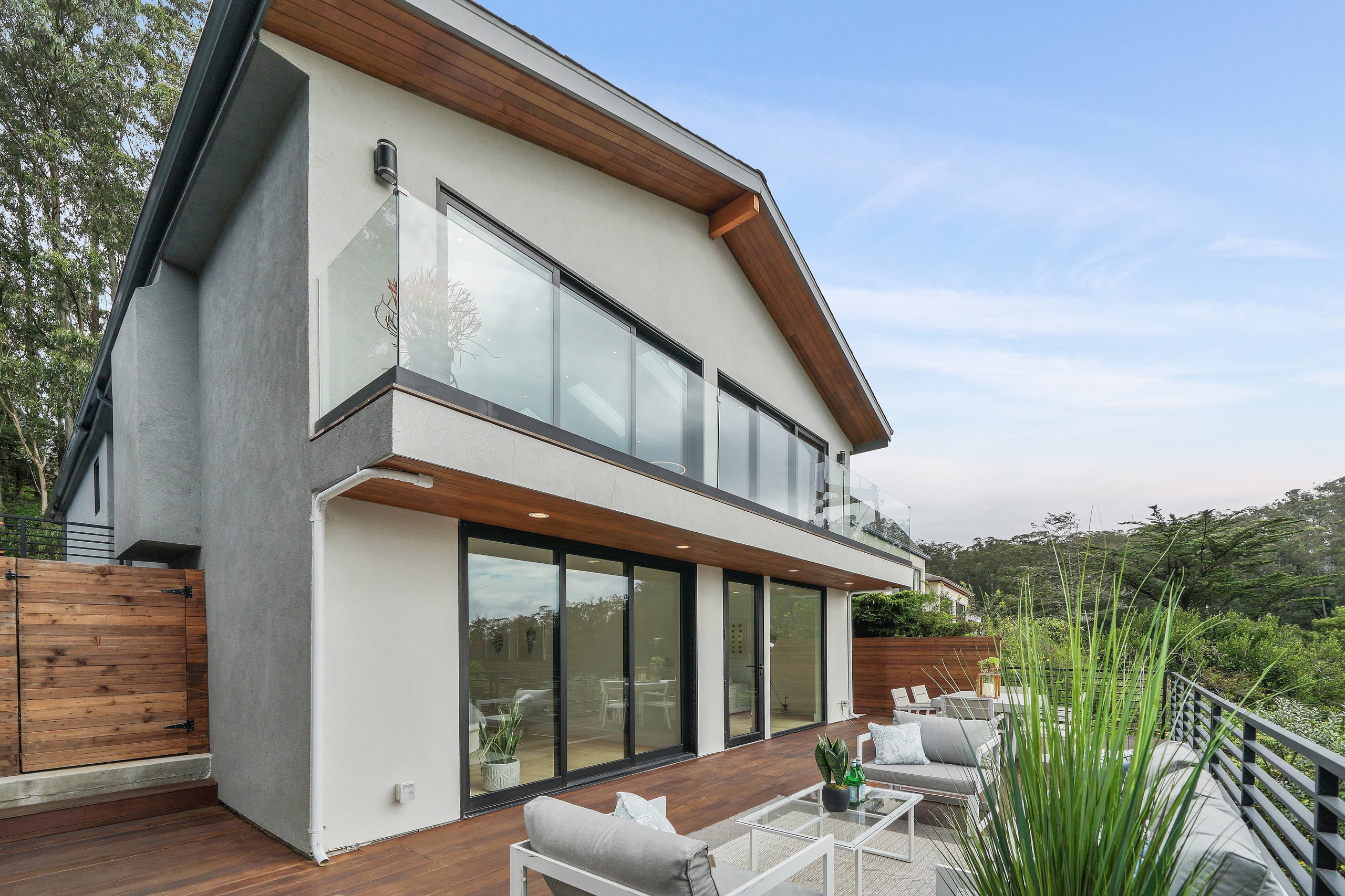 Villa in San Francisco · ★4.95 · 5 bedrooms · 6 beds · 3 baths - Image 28