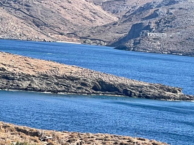 Kythnos beachfront villa with swimming pool gallery image 4