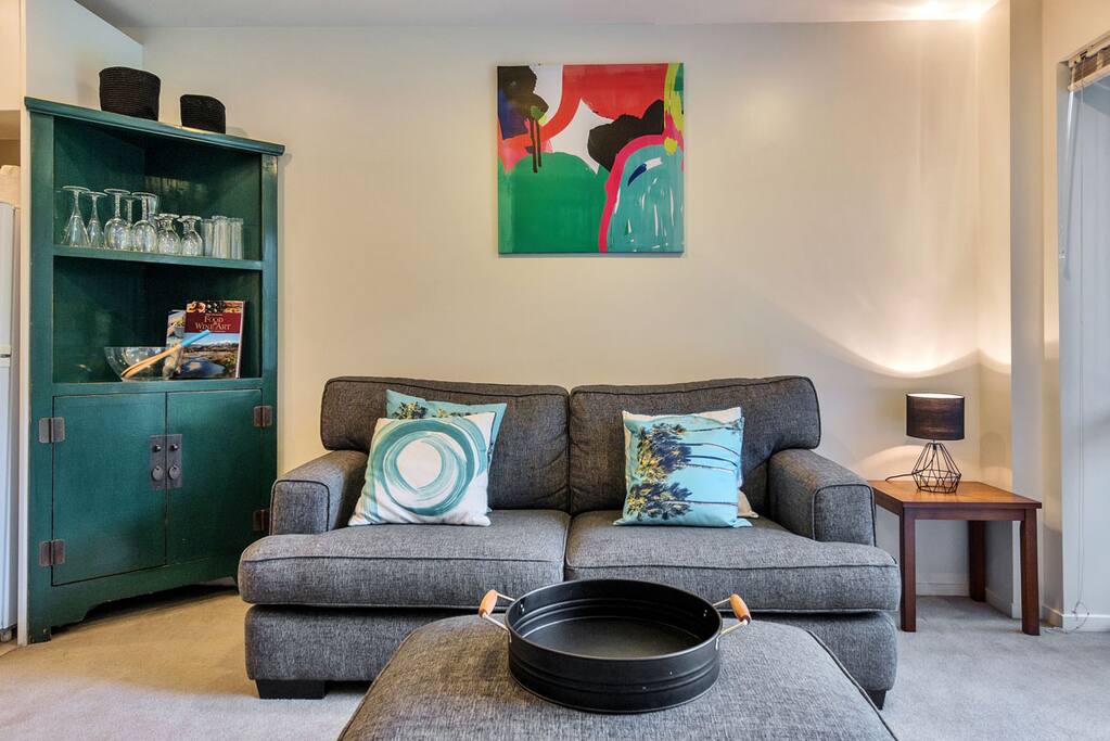 Lounge to sit and relax or watch TV or a DVD. 