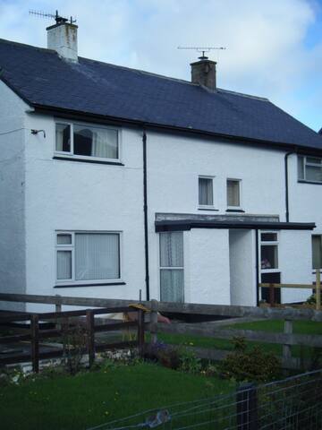 No. 2 - Quiet, cosy and homely
