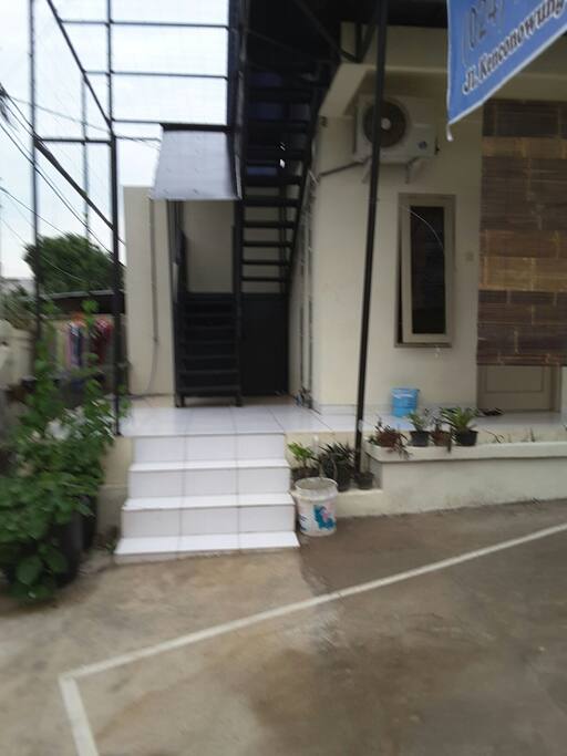 Kenconowungu indekos - Pernottamento e colazione in 