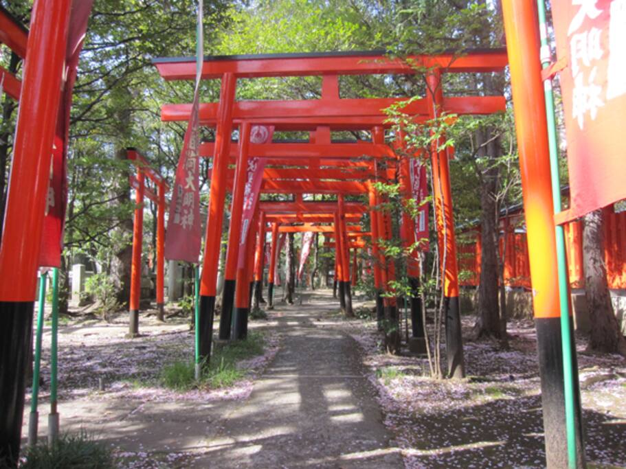 近くの神社