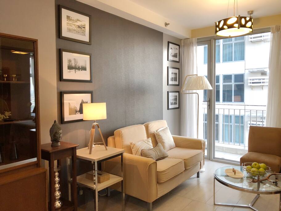 Gracefully decorated living room for your relaxation