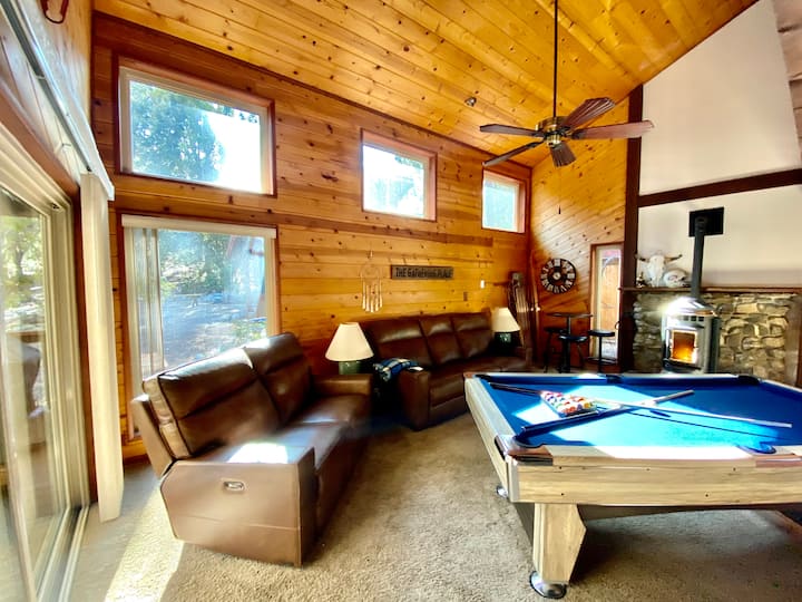 Walk To Lake, Pool, Hike & Town! Mountain Views! - Pine Mountain Club, California