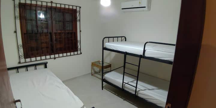 Სასტუმრო ოთახი