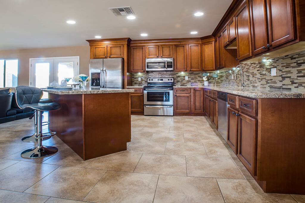 Fully Stocked Kitchen