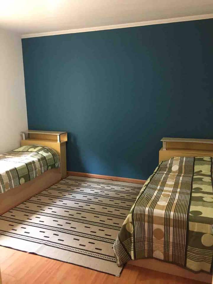 Suite 4 - Two trundle beds.