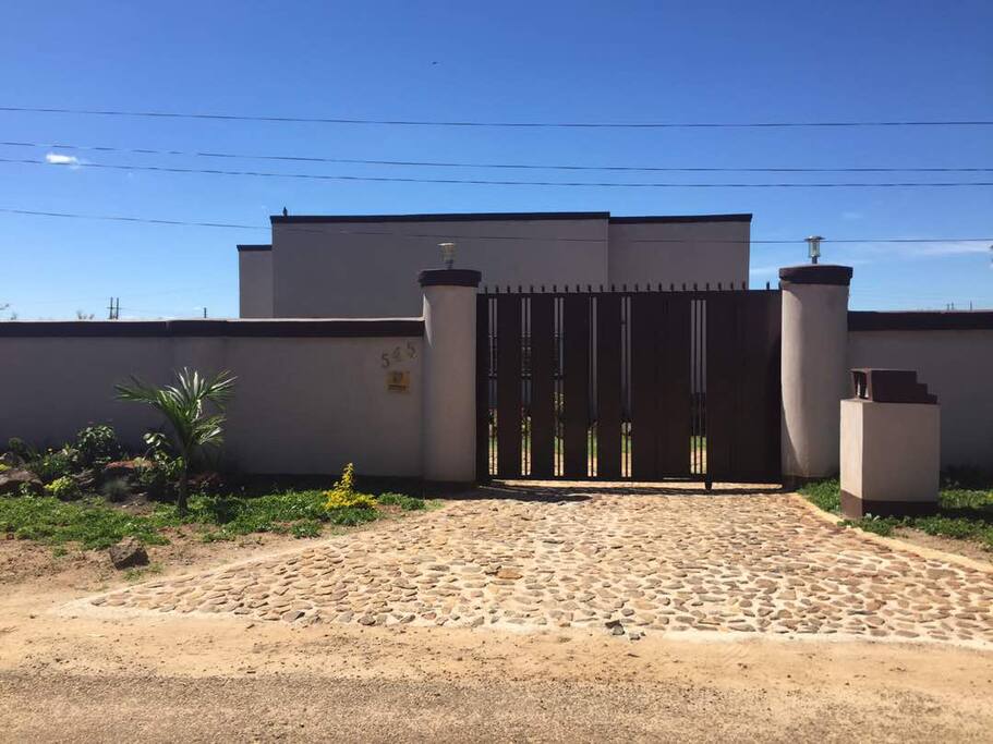 Remote controlled gate