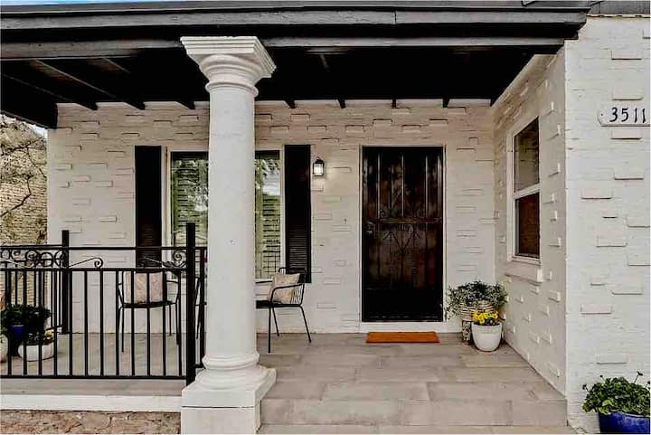Your Perfect Staycation Getaway - Sunset Heights, TX
