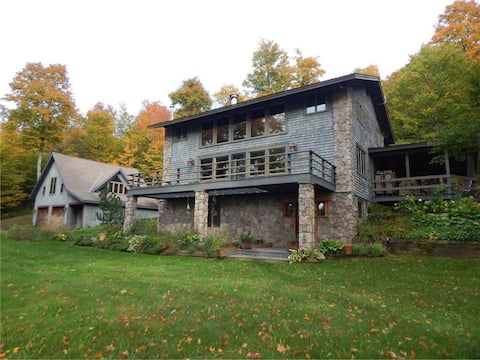 Classic Mountain Ski Lodge @ Sugarbush