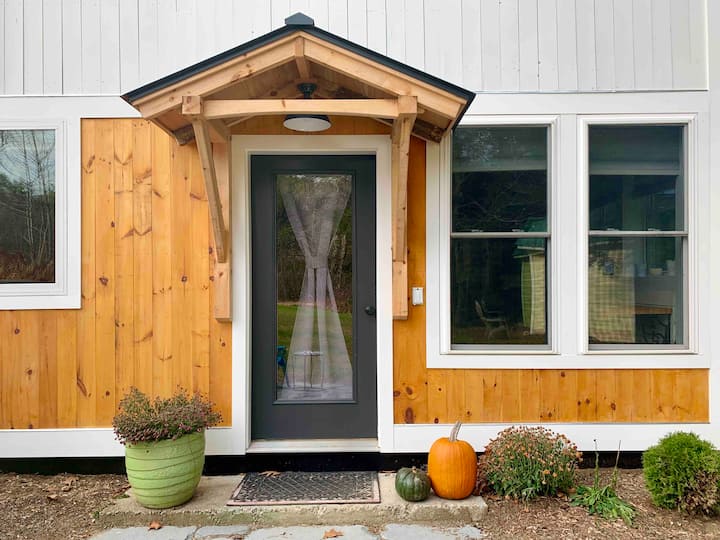 Mountain Escape Apartment Apartments for Rent in Putney, Vermont