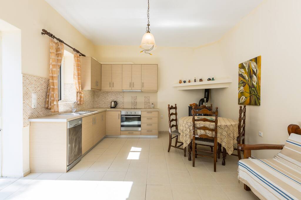 The kitchen and dining area