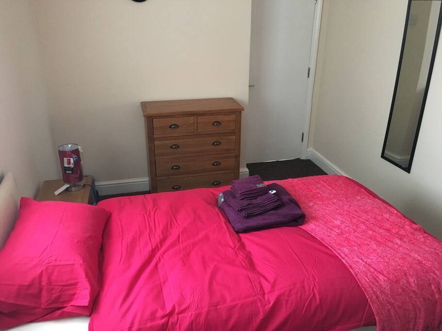 Guest room
