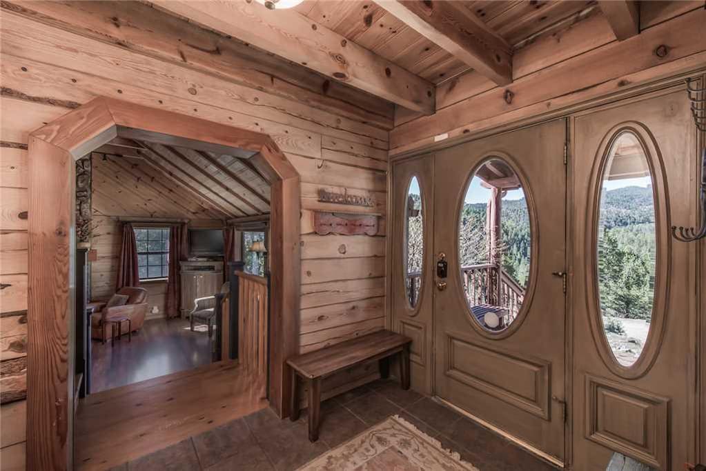 A Stately Entrance - From the moment you step inside, you will immediately feel all of the comforts of home!