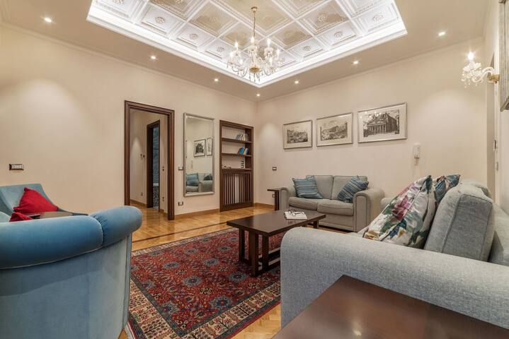 900 Apartments | Casa Veneto Pinciana | 10 pax max gallery image 4