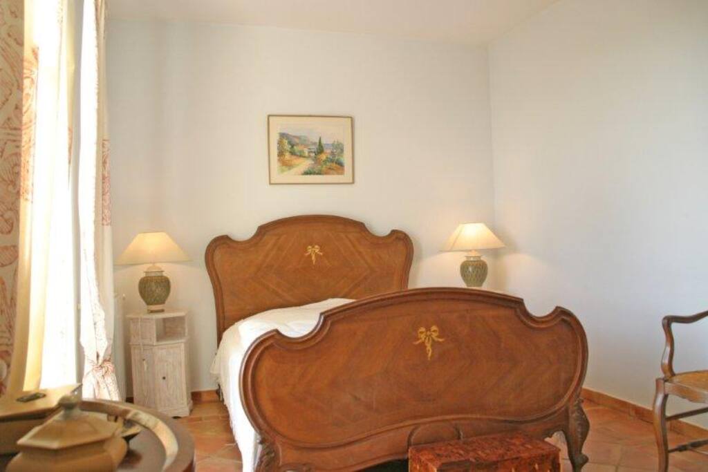 Chambre de 12m2, vue sur mer et jardin - Exposition Plein sud