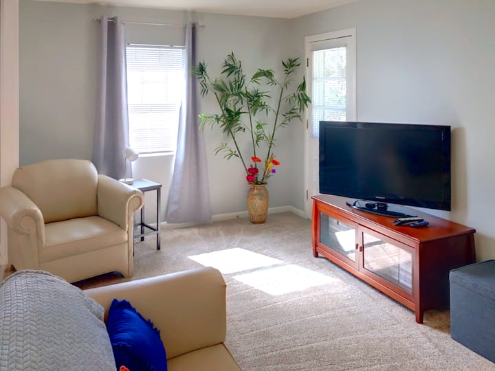 East Lansing Vacation Rentals & Homes Michigan, United States Airbnb