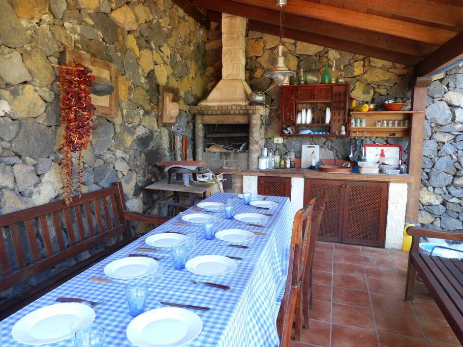 Barbacoa a compartir con el otro apartamento